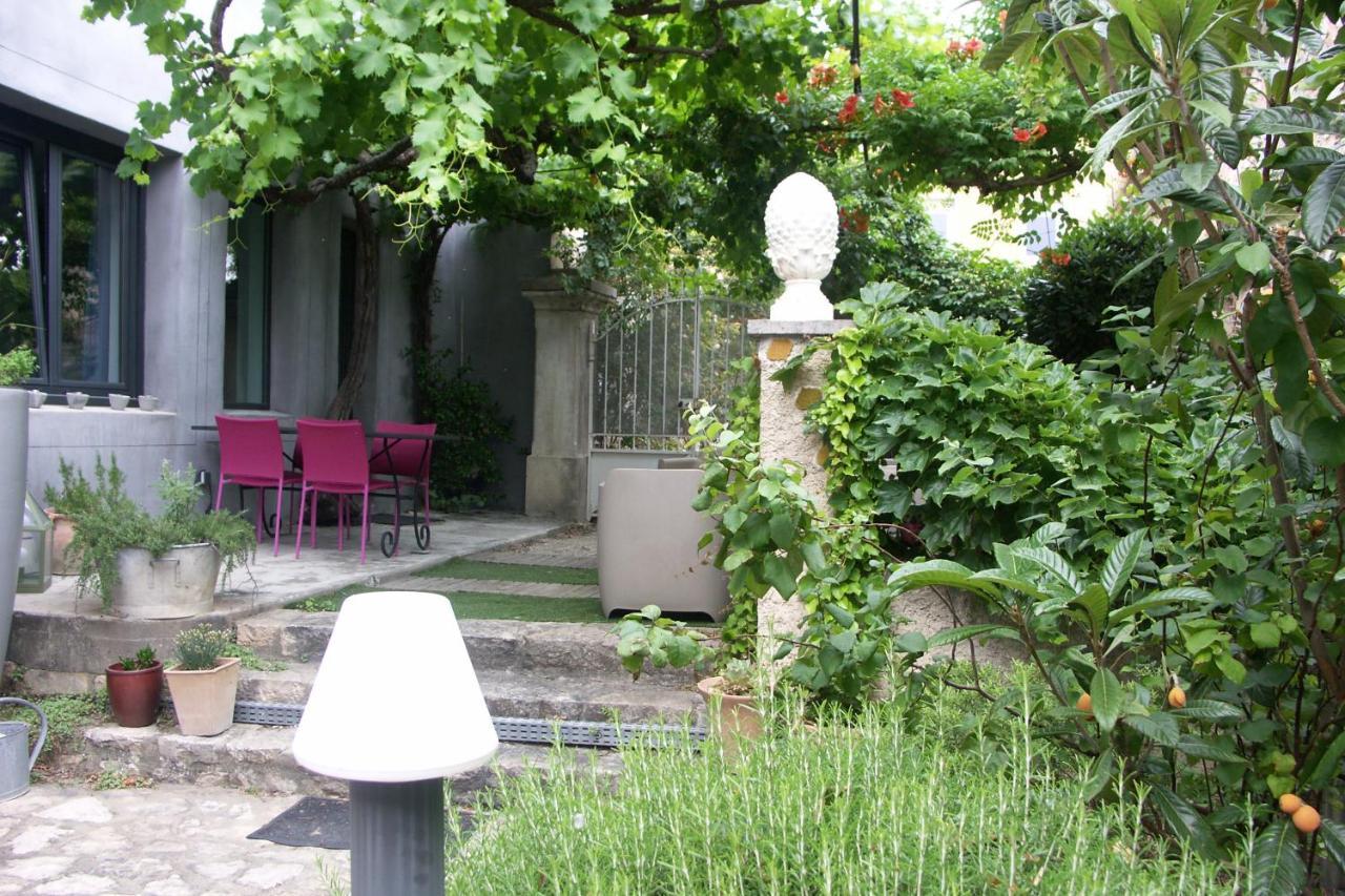 Maison d'Hôtes Côté Cour Rasteau Exterior foto