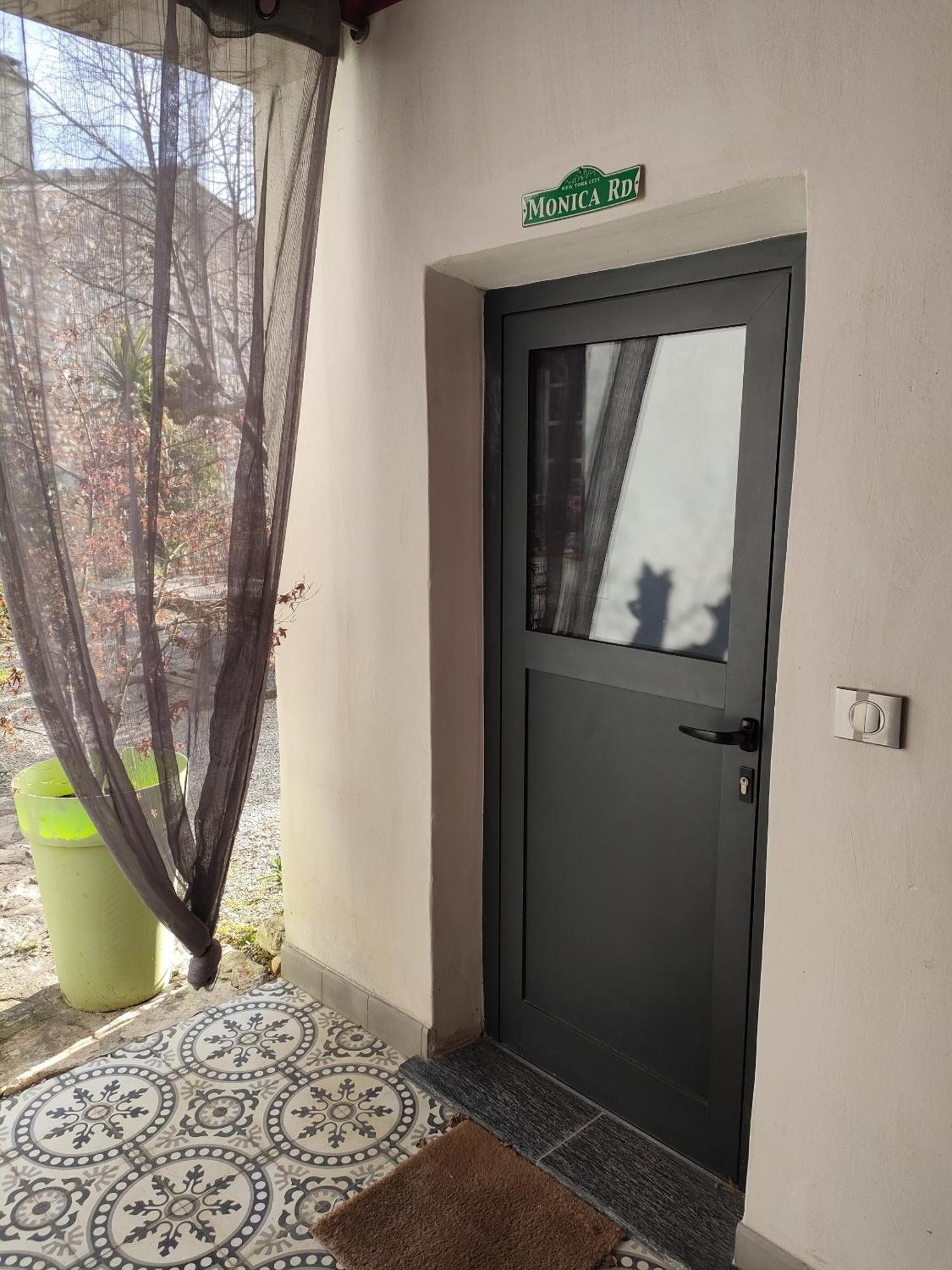 Maison d'Hôtes Côté Cour Rasteau Habitación foto